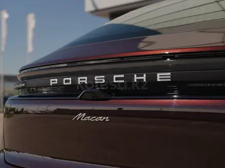 Porsche Macan 2025 года за 66 035 750 тг. в Астана – фото 7