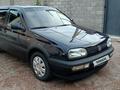 Volkswagen Golf 1995 годаүшін2 150 000 тг. в Каскелен