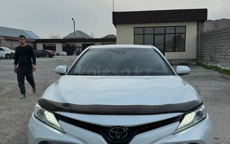 Toyota Camry 2021 года за 17 000 000 тг. в Шымкент