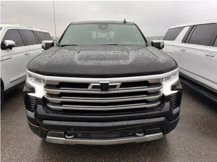 Chevrolet Silverado 2023 года за 45 500 000 тг. в Алматы – фото 2