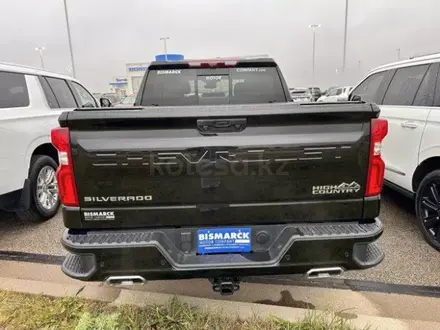 Chevrolet Silverado 2023 года за 45 500 000 тг. в Алматы – фото 5