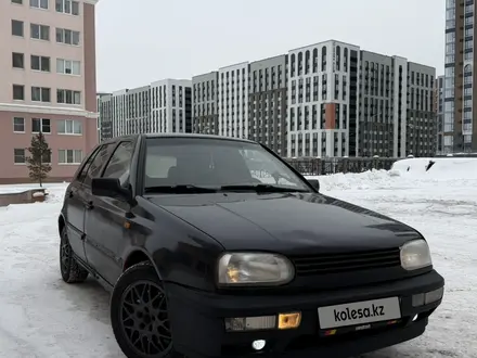 Volkswagen Golf 1995 года за 1 500 000 тг. в Астана – фото 8
