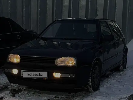 Volkswagen Golf 1995 года за 1 500 000 тг. в Астана – фото 9
