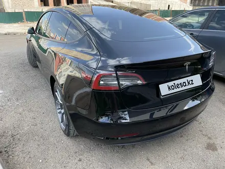 Tesla Model 3 2021 года за 16 200 000 тг. в Алматы – фото 8