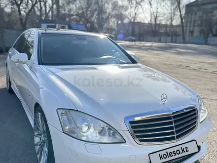 Mercedes-Benz S 600 2006 года за 7 500 000 тг. в Алматы – фото 3