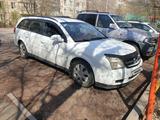 Opel Vectra 2004 годаүшін2 500 000 тг. в Алматы