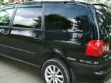 Volkswagen Sharan 2008 годаүшін6 500 000 тг. в Караганда – фото 3