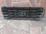 Решетка радиатора бу тойота ланд крузер 200 за 30 000 тг. в Алматы – фото 2