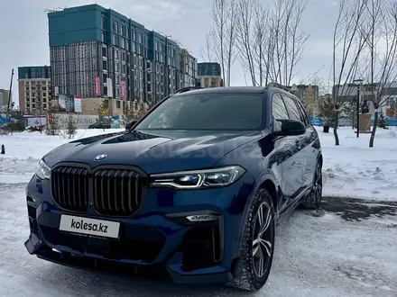 BMW X7 2020 года за 42 800 000 тг. в Астана