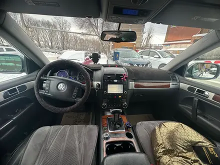 Volkswagen Touareg 2007 года за 5 500 000 тг. в Астана – фото 3