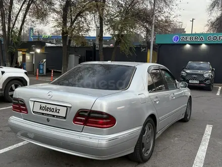 Mercedes-Benz E 320 2000 года за 4 800 000 тг. в Алматы – фото 5