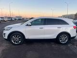 Kia Sorento 2015 года за 10 490 000 тг. в Астана – фото 3