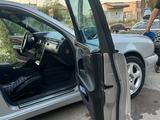 Mercedes-Benz E 320 1999 года за 3 100 000 тг. в Сарыагаш – фото 4