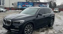 BMW X5 2021 года за 38 000 000 тг. в Алматы – фото 3