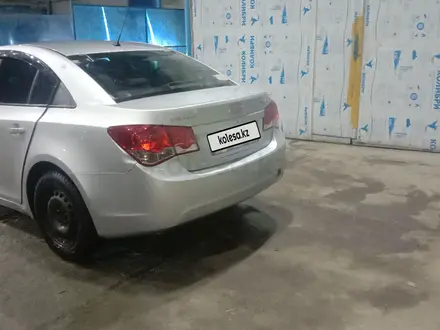 Chevrolet Cruze 2012 года за 3 800 000 тг. в Усть-Каменогорск – фото 4