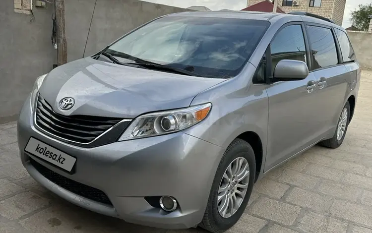 Toyota Sienna 2014 года за 12 000 000 тг. в Жанаозен