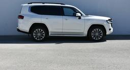 Toyota Land Cruiser 2024 года за 47 000 000 тг. в Атырау – фото 4