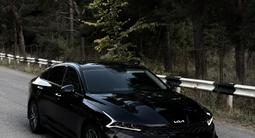 Kia K5 2022 года за 11 800 000 тг. в Алматы – фото 2