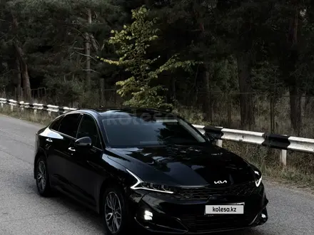 Kia K5 2022 года за 11 800 000 тг. в Алматы – фото 2