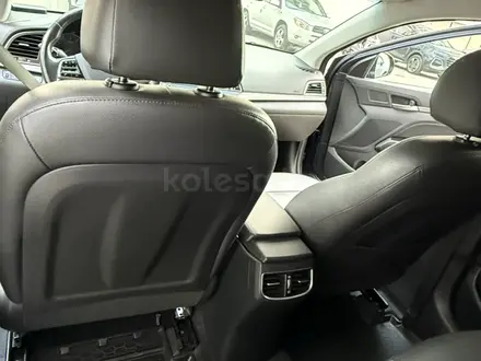 Hyundai Elantra 2018 года за 7 000 000 тг. в Алматы – фото 12