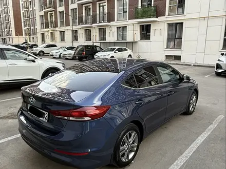 Hyundai Elantra 2018 года за 7 000 000 тг. в Алматы – фото 4