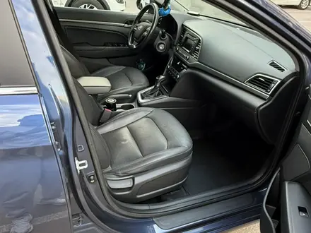 Hyundai Elantra 2018 года за 7 000 000 тг. в Алматы – фото 8