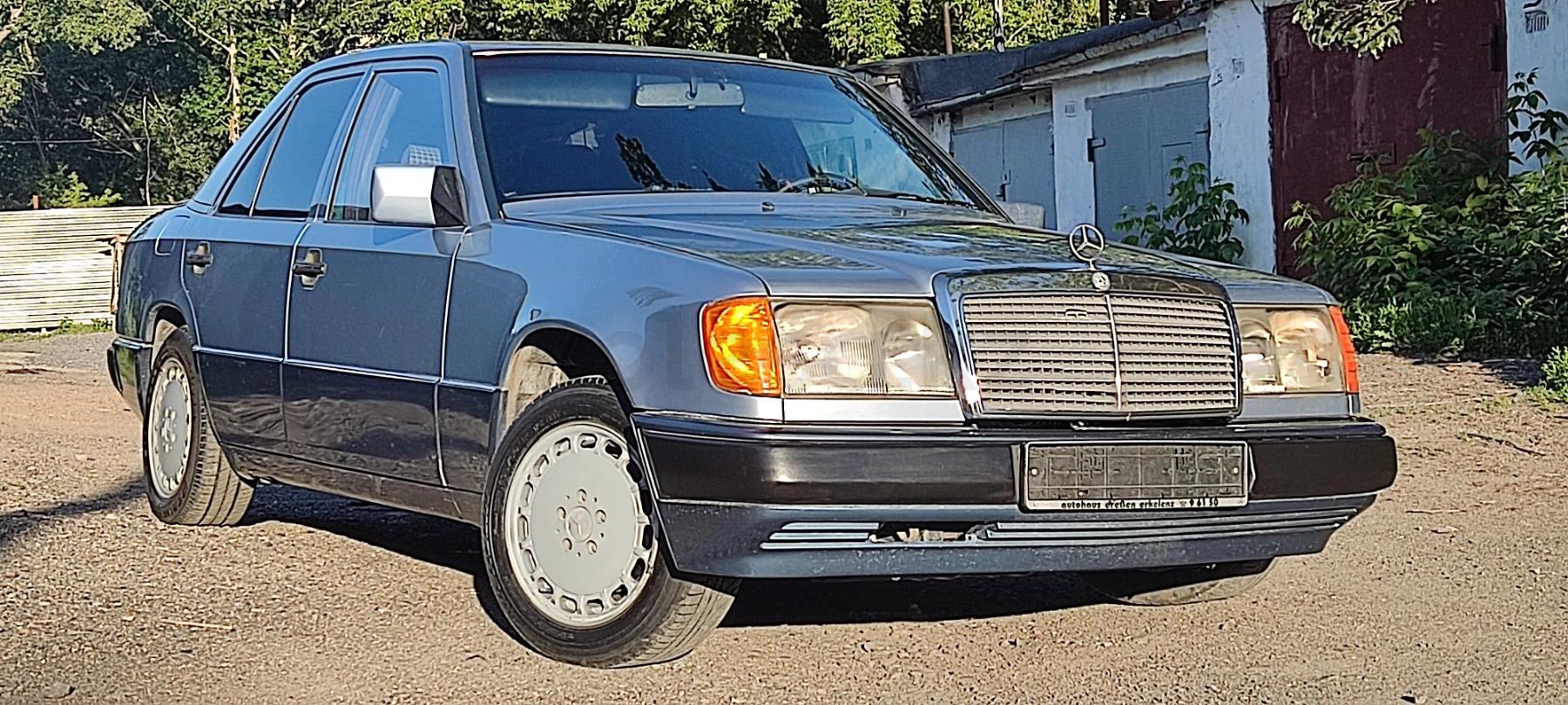 Mercedes-Benz E 260 1993 г.