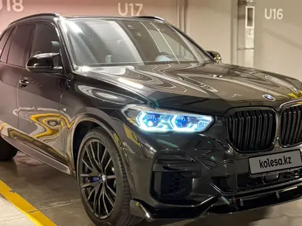 BMW X5 2022 года за 37 000 000 тг. в Алматы