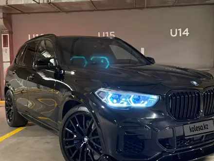 BMW X5 2022 года за 37 000 000 тг. в Алматы – фото 15
