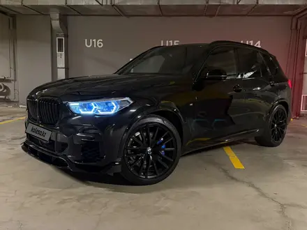 BMW X5 2022 года за 37 000 000 тг. в Алматы – фото 16