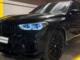 BMW X5 2022 года за 37 000 000 тг. в Алматы – фото 4