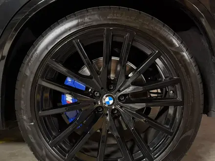 BMW X5 2022 года за 37 000 000 тг. в Алматы – фото 22