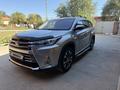 Toyota Highlander 2018 года за 15 800 000 тг. в Алматы – фото 3