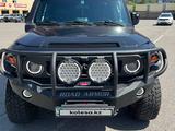 Toyota FJ Cruiser 2006 годаүшін18 000 000 тг. в Алматы – фото 2