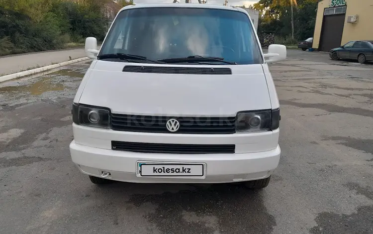 Volkswagen Caravelle 1994 года за 4 000 000 тг. в Кокшетау