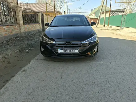 Hyundai Elantra 2019 года за 7 500 000 тг. в Атырау