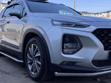Hyundai Santa Fe 2020 года за 11 700 000 тг. в Астана