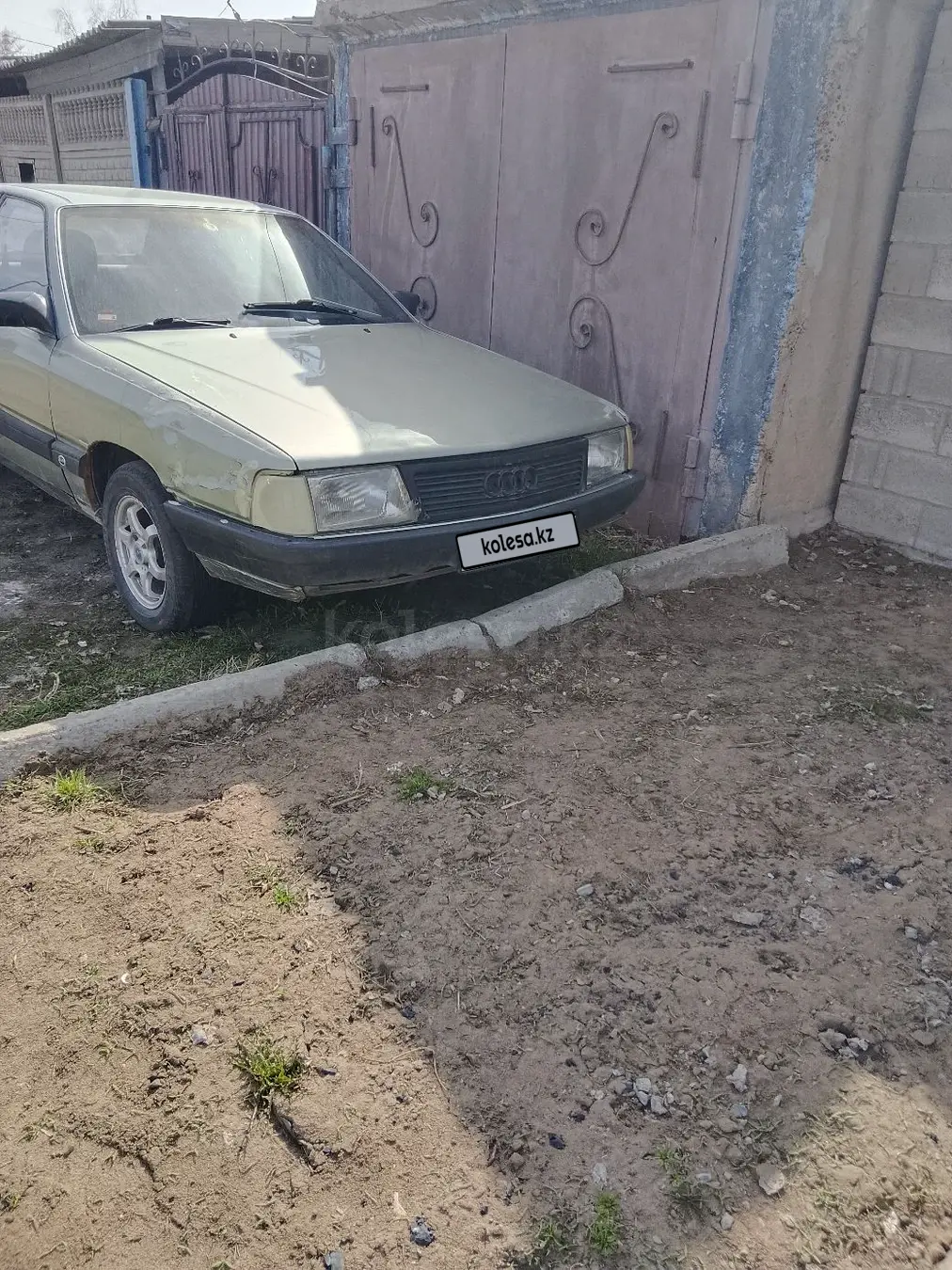 Audi 100, 1986