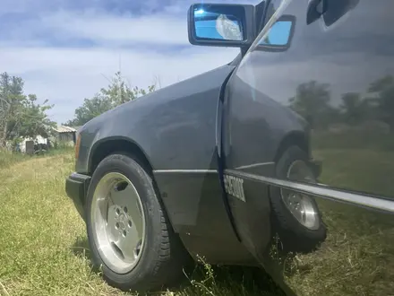 Mercedes-Benz E 230 1992 года за 1 100 000 тг. в Алматы