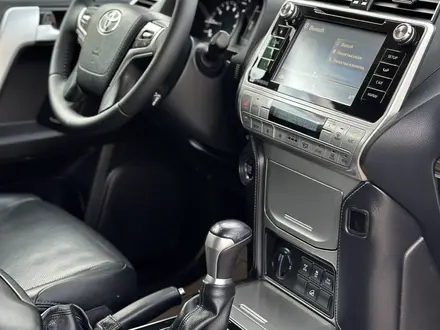 Toyota Land Cruiser Prado 2020 года за 34 000 000 тг. в Алматы – фото 17