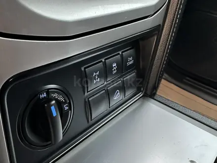 Toyota Land Cruiser Prado 2020 года за 34 000 000 тг. в Алматы – фото 30