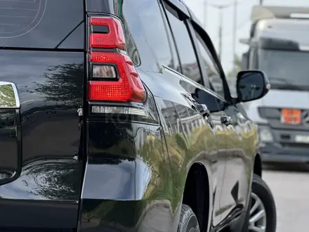 Toyota Land Cruiser Prado 2020 года за 34 000 000 тг. в Алматы – фото 11