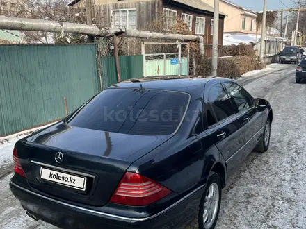 Mercedes-Benz S 320 1999 года за 1 750 000 тг. в Алматы – фото 5