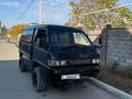 Mitsubishi Delica 1994 годаfor1 000 000 тг. в Алматы