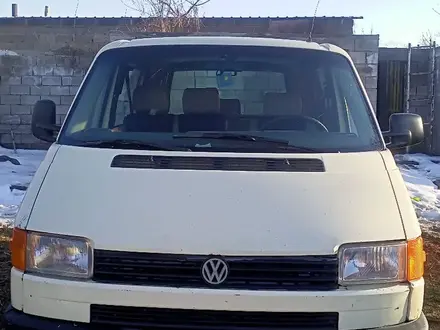 Volkswagen Transporter 1994 года за 1 950 000 тг. в Есик – фото 8