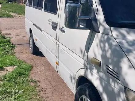 Mercedes-Benz Sprinter 2002 года за 5 500 000 тг. в Алматы – фото 12