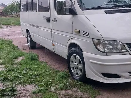 Mercedes-Benz Sprinter 2002 года за 5 500 000 тг. в Алматы – фото 4