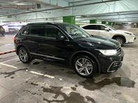 Volkswagen Tiguan 2021 года за 19 000 000 тг. в Астана