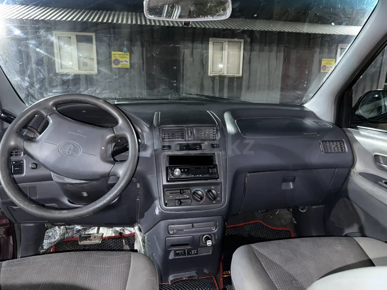 Toyota Ipsum, 1997