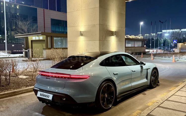 Porsche Taycan — миниатюра 3